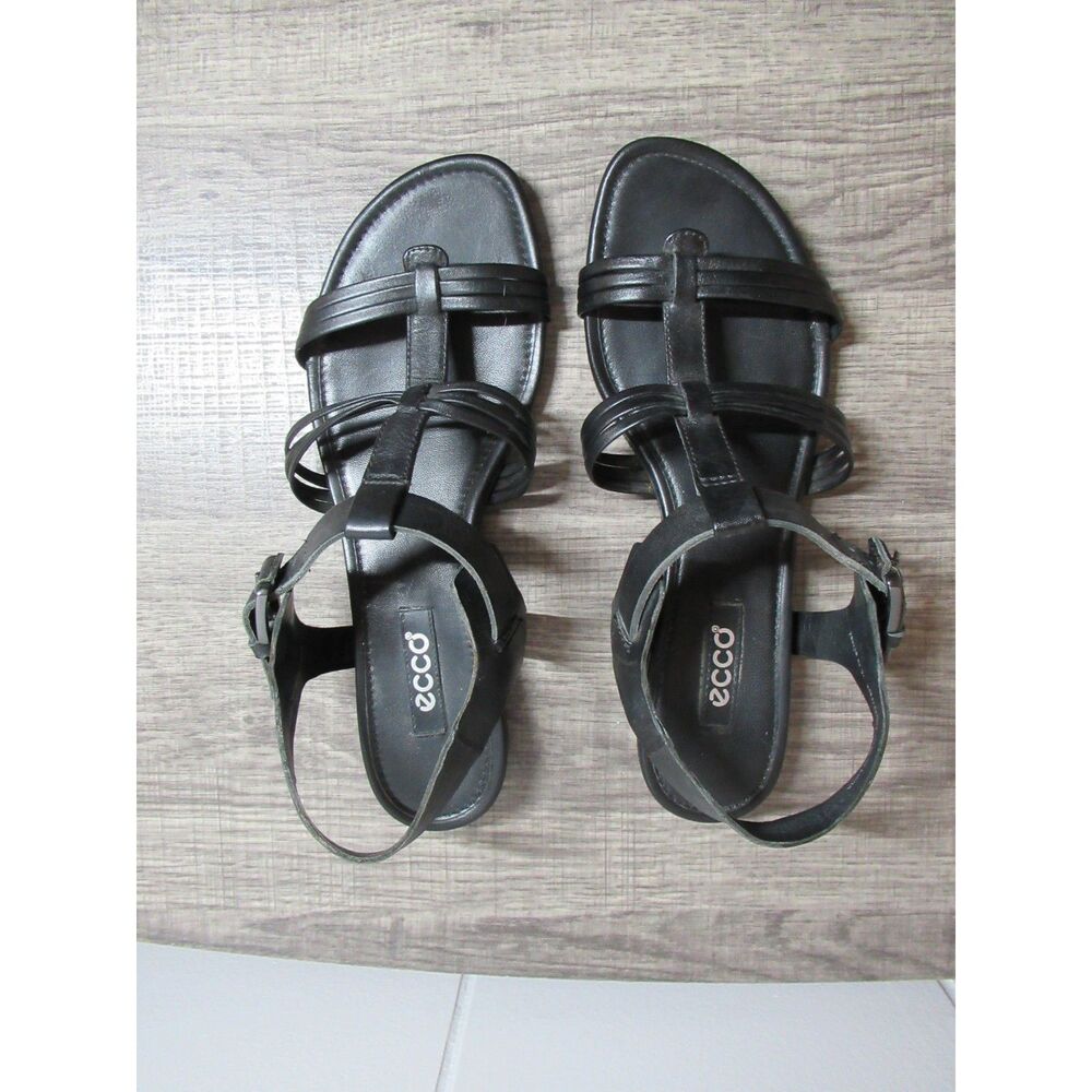 Ecco Black Leather T-bar Sandal Size 7